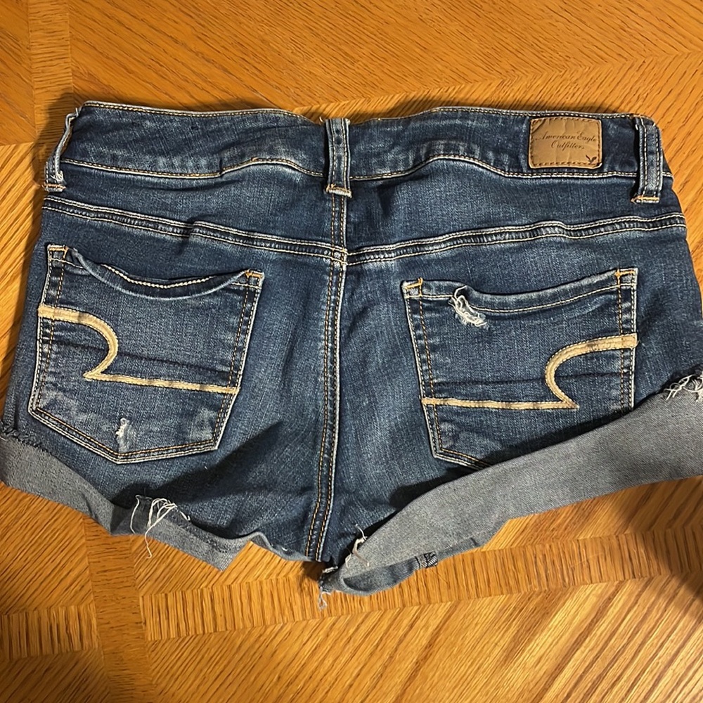 Shorts - Picture 4 of 4